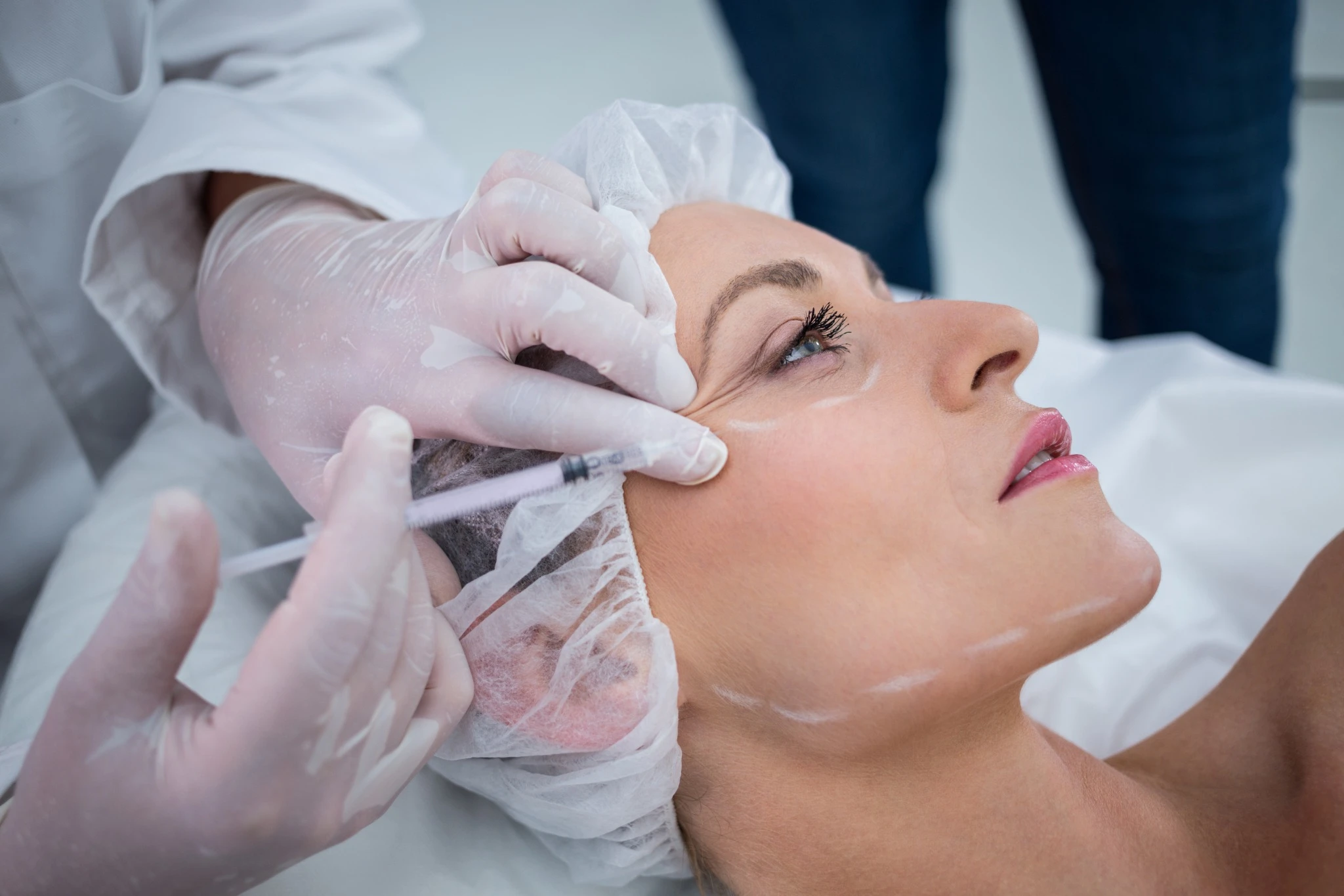 Procedimento estético facial
